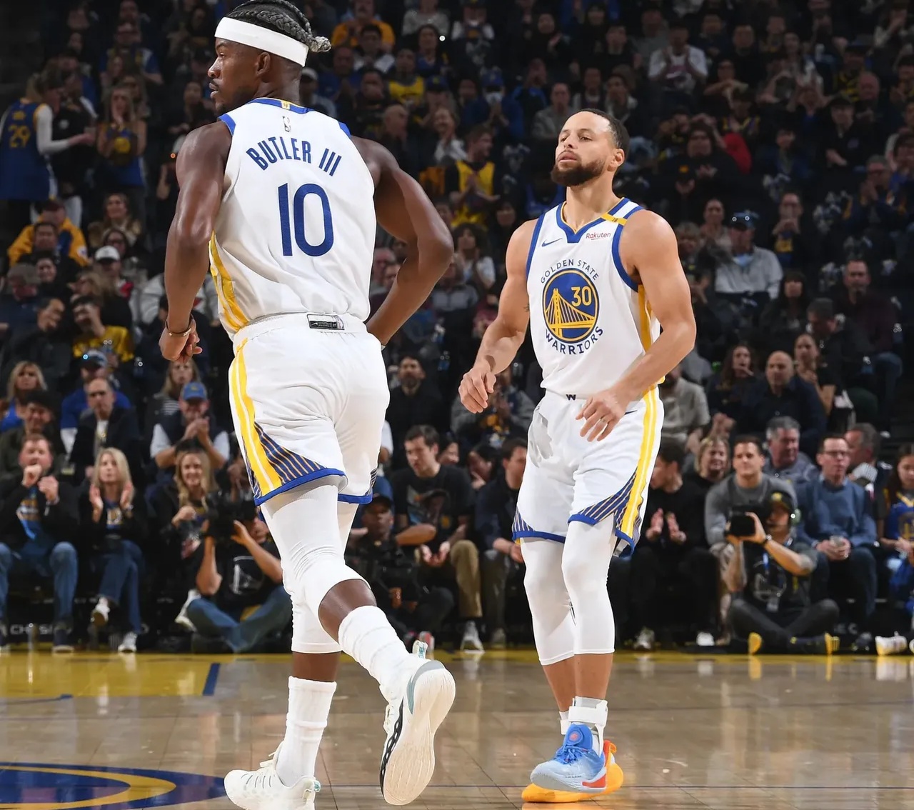 尼古拉-佩佩：梅西和C罗的不同？梅西像孙悟空，C罗像贝吉塔（尼古拉·佩佩谈梅罗差异：梅西如孙悟空，C罗似贝吉塔）