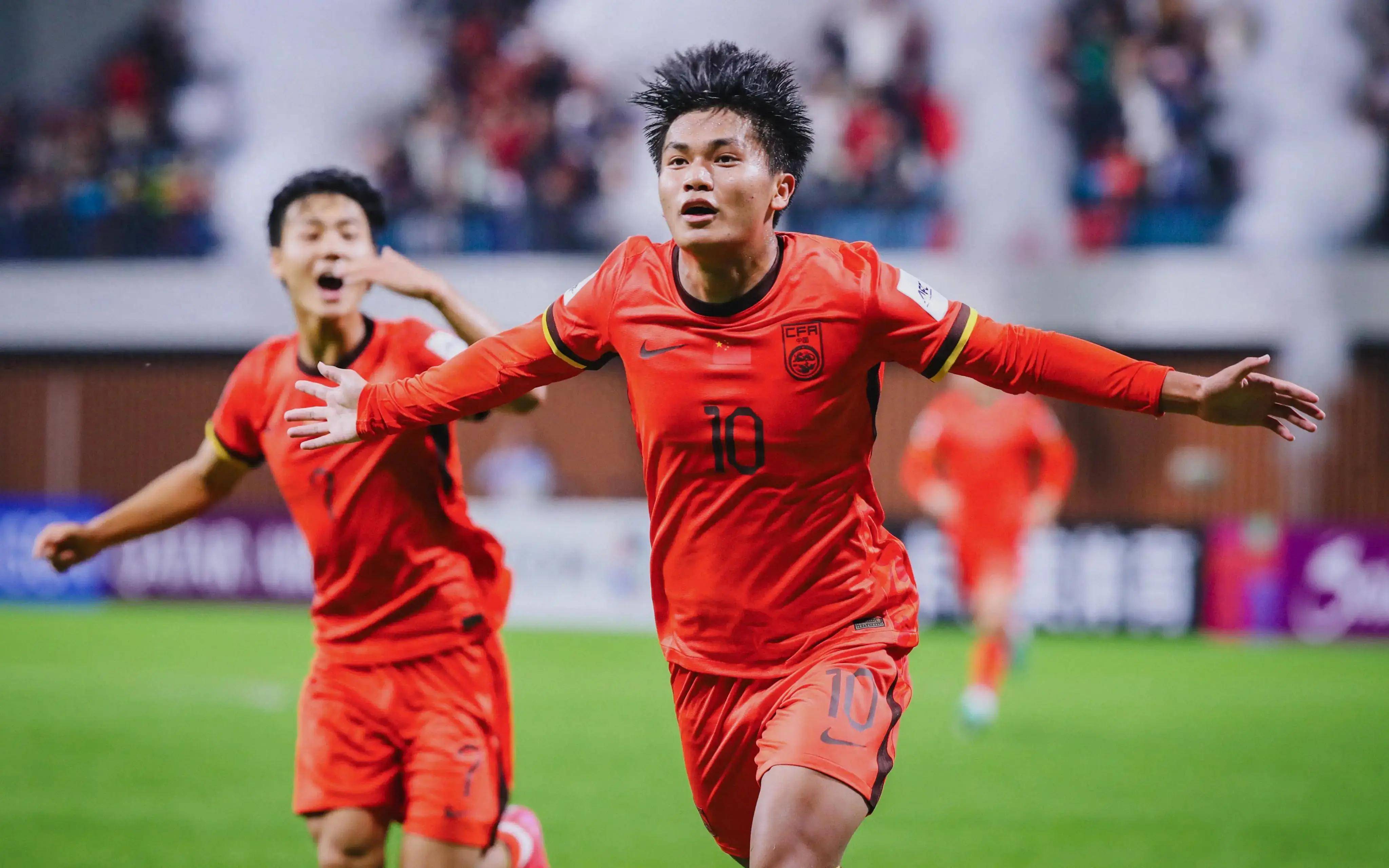 每体：已有323名巴萨会员转卖门票给法鹰球迷，这些票将作废（每体：查出323位巴萨会员向法鹰球迷转售球票，涉事门票将被取消）