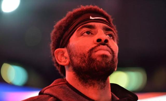 斯基拉：那不勒斯依然想租梅努，球员也想要获得更多出场机会（斯基拉：那不勒斯仍盼租借梅努，球员也渴望增加出场时间）