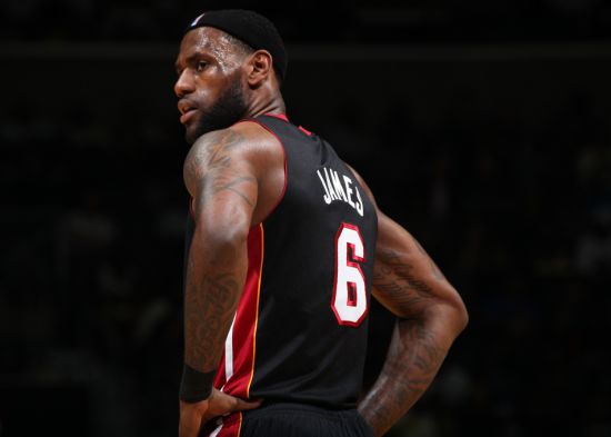 永不言弃，李可赛后社媒：我们将团结一心，战至终章（绝不放弃！李可赛后社媒：众志成城，拼到最后一刻）