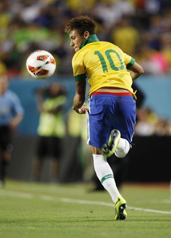 SGA：我喜欢和狄龙对位，无论你愿不愿意，你都得和他拼（SGA：我享受与狄龙交手，不管愿不愿意都得硬刚）