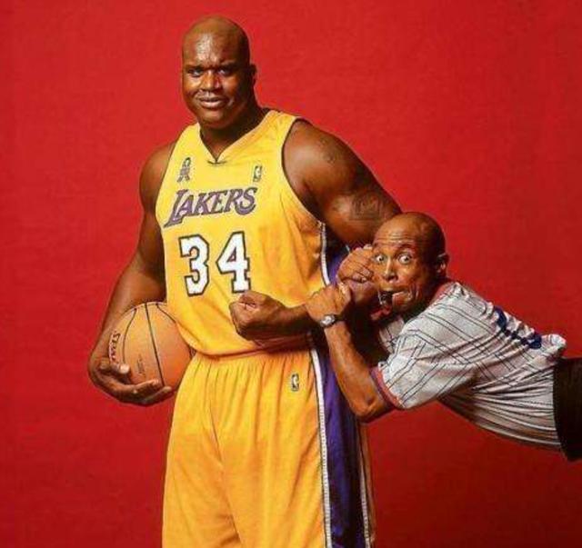 去贾府当体育总监？斯内德：如果联系我，我肯定会和他们谈谈（斯内德谈贾府体总传闻：只要联系我，就愿意商谈）